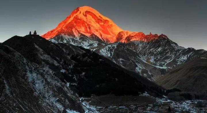 Отель Гостевой дом Eastern Georgia Казбеги Экстерьер фото